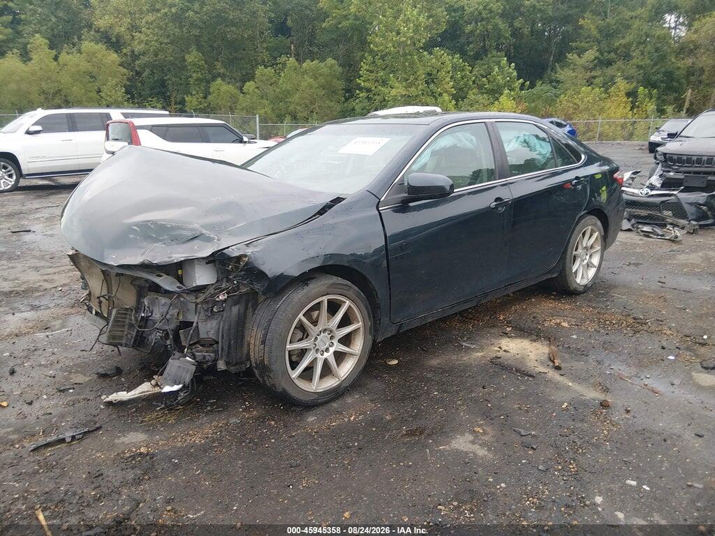 4T1BF1FK2HU368069 2017 TOYOTA CAMRY photo no. 2