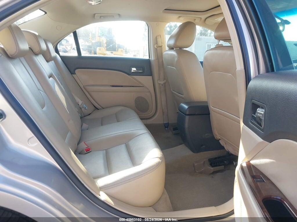 3FAHP0JA8AR133702 2010 FORD FUSION photo no. 8