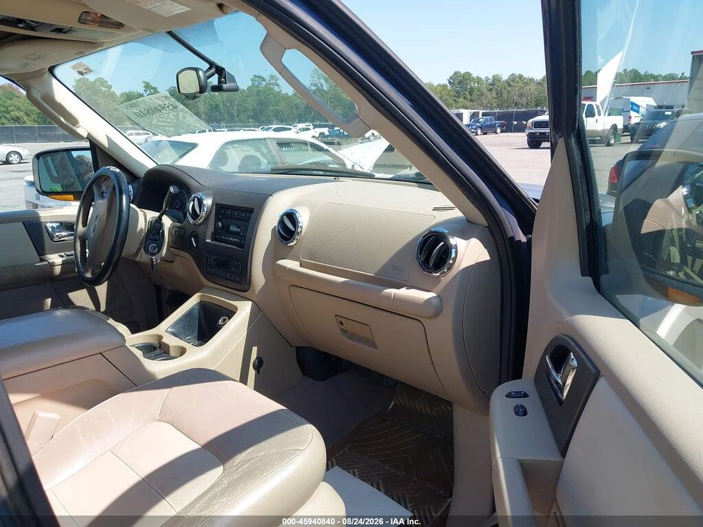 1FMPU18565LA93505 2005 FORD EXPEDITION photo no. 5