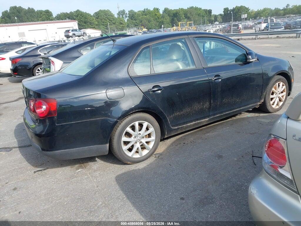 3VWRZ7AJXAM160136 2010 VOLKSWAGEN JETTA photo no. 4