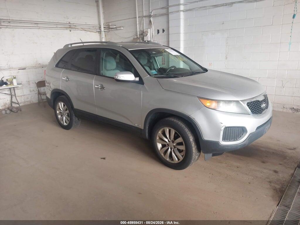 2011 KIA SORENTO 5XYKTDA27BG082488