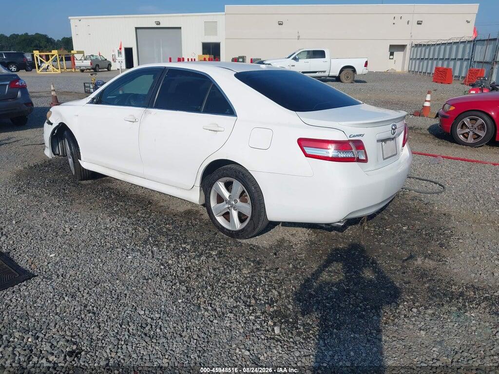 4T1BF3EK0BU616095 2011 TOYOTA CAMRY photo no. 3