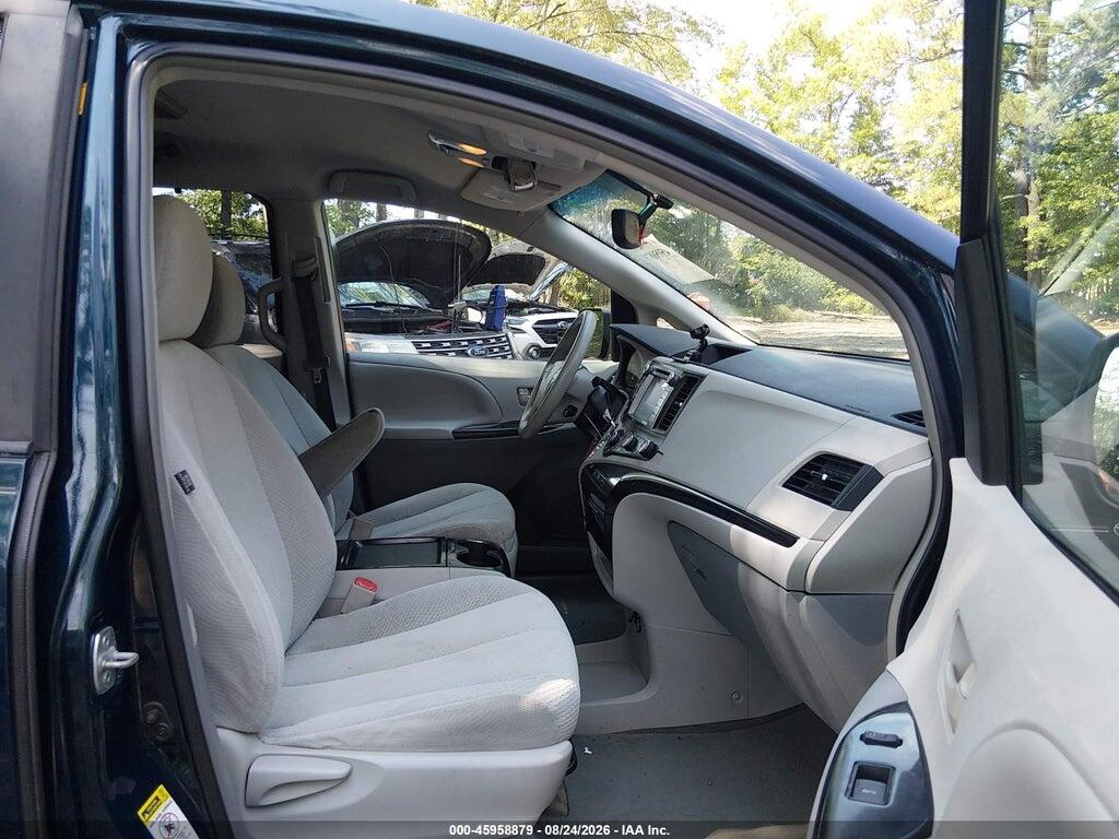 5TDKK3DC6BS162725 2011 TOYOTA SIENNA photo no. 5