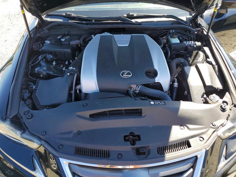 2017 LEXUS IS 300 BASE — Фото 11 из 12