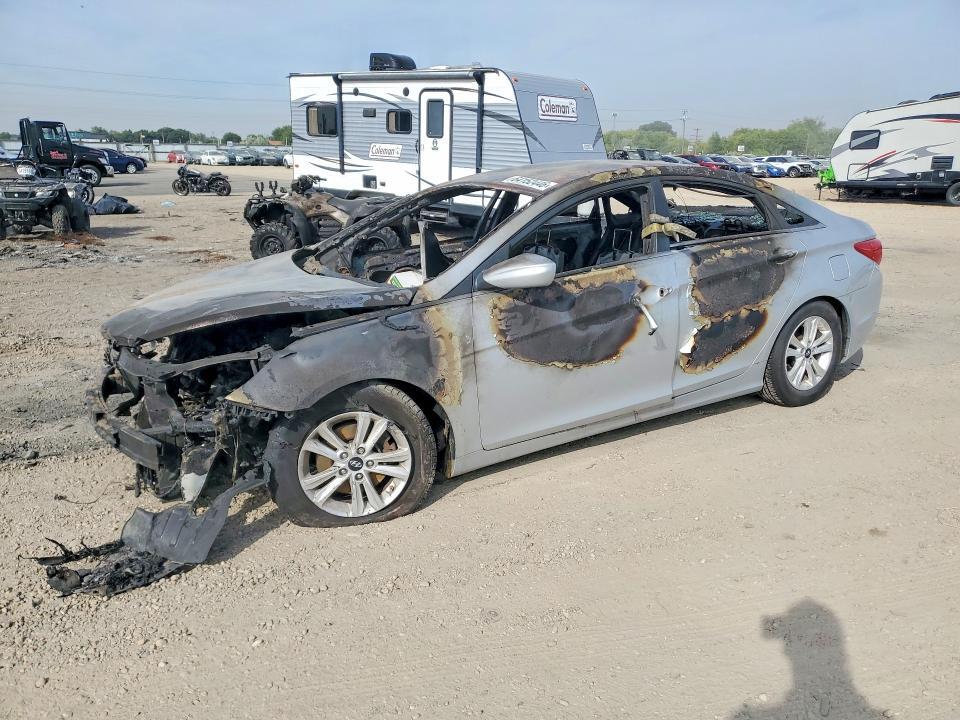 2013 HYUNDAI SONATA 5NPEB4AC3DH678752