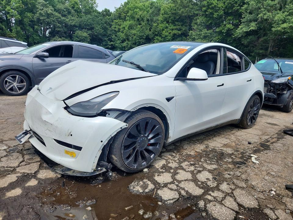 2022 TESLA MODEL Y 7SAYGDEF6NF438360