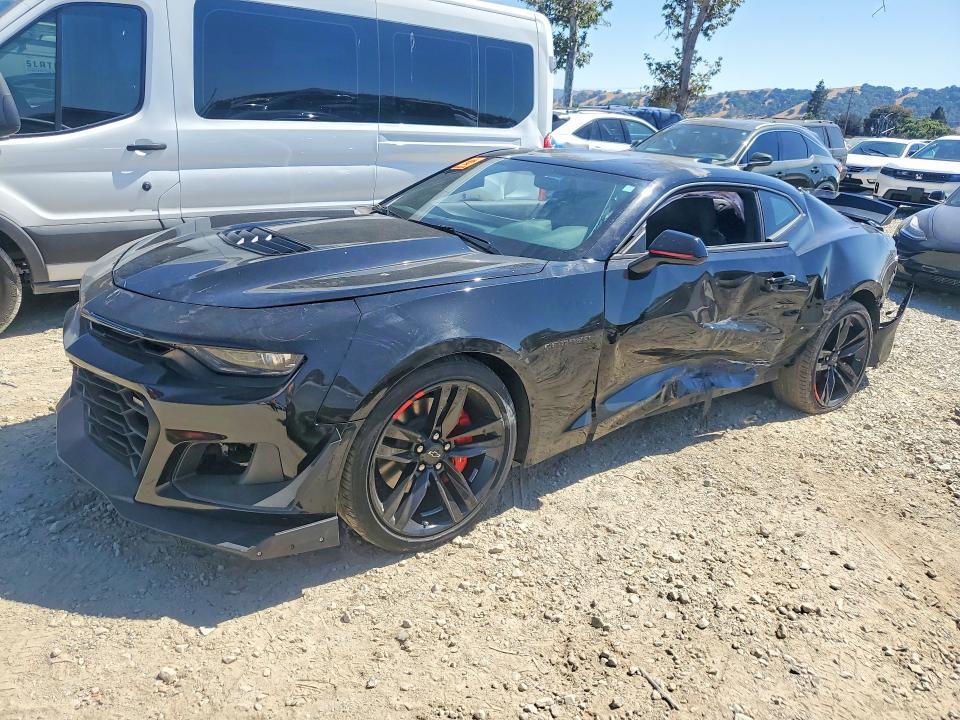 2021 CHEVROLET CAMARO 1G1FF1R73M0137348