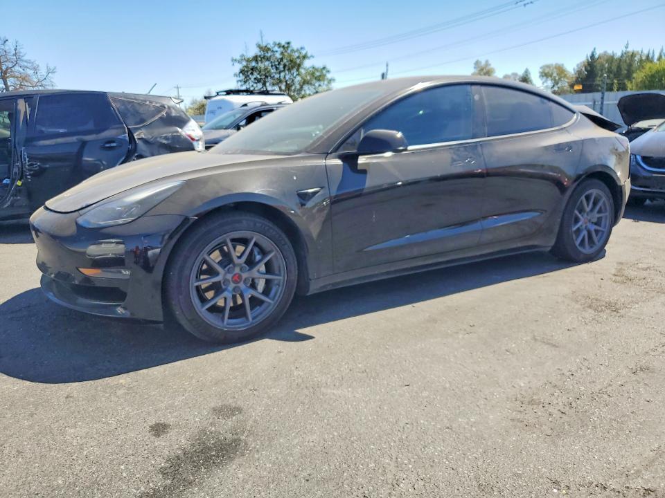 2021 TESLA MODEL 3 5YJ3E1EB4MF071966