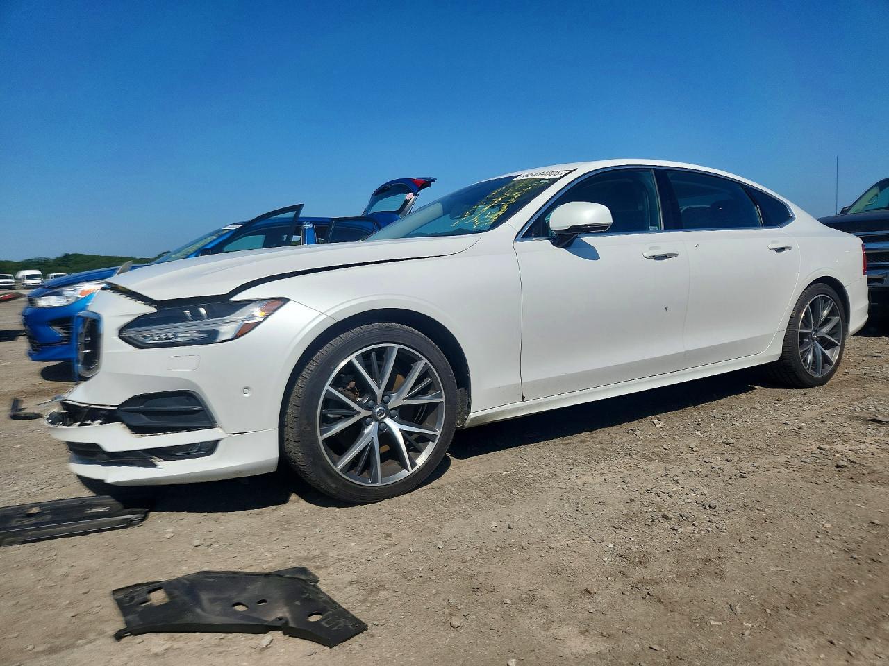 2019 VOLVO S90 LVYA22MK8KP082651