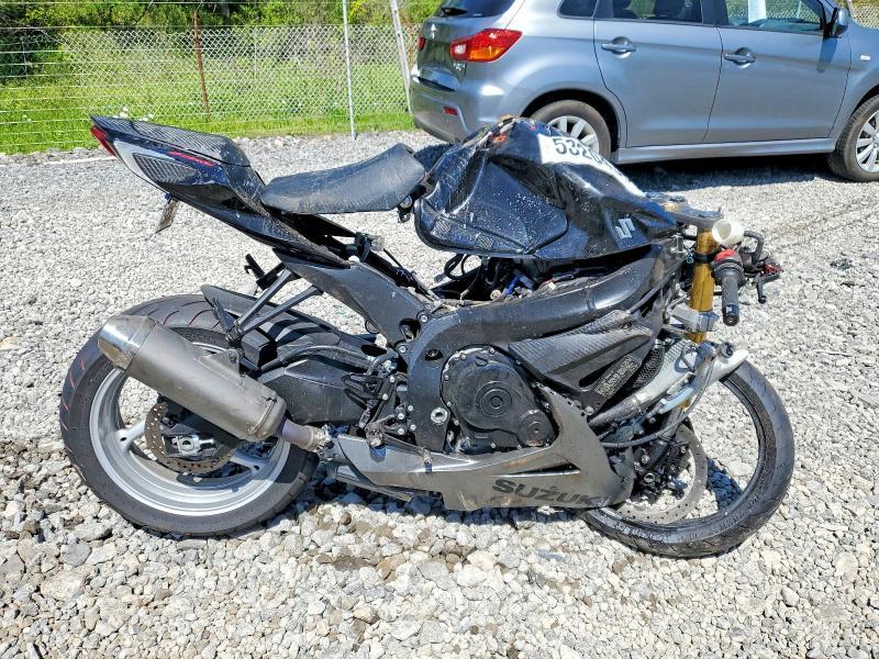 2018 SUZUKI GSX-R750 JS1GR7MA4J2101753