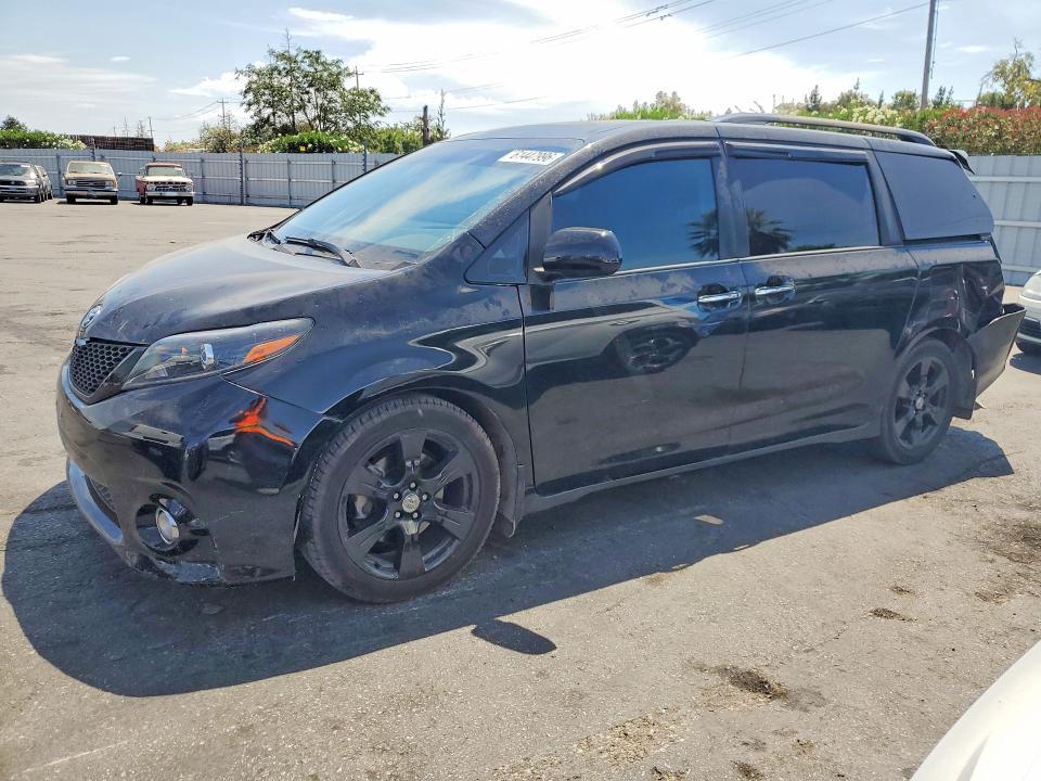 2017 TOYOTA SIENNA 5TDXZ3DC4HS845291