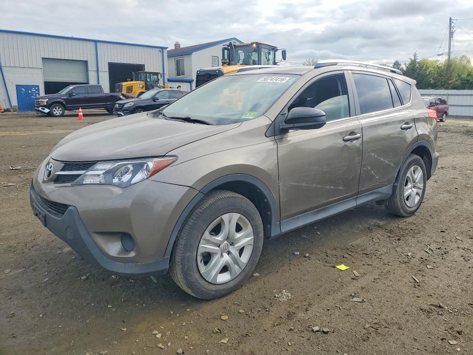 2015 TOYOTA RAV4 JTMBFREV8FD116323