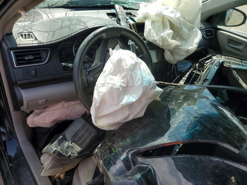 4T4BF1FK7FR516123 2015 TOYOTA CAMRY photo no. 8