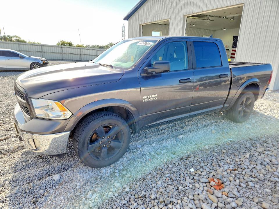 2015 RAM 1500 1C6RR7LG8FS633364
