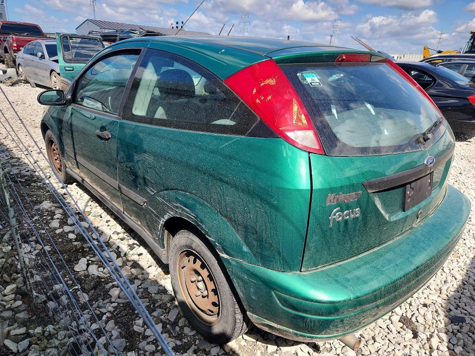 3FAFP31302R238536 2002 FORD FOCUS photo no. 2
