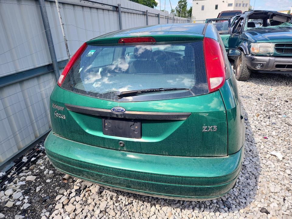 3FAFP31302R238536 2002 FORD FOCUS photo no. 6