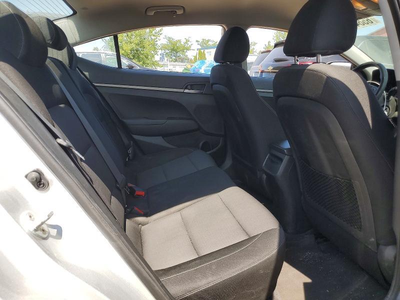 5NPD74LF9JH285368 2018 HYUNDAI ELANTRA photo no. 10