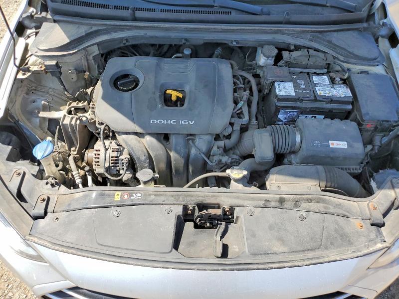 5NPD74LF9JH285368 2018 HYUNDAI ELANTRA photo no. 11