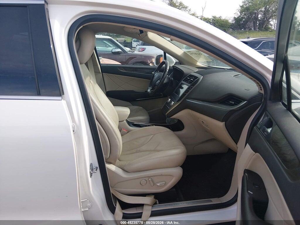 5LMCJ3D92JUL13624 2018 LINCOLN MKC photo no. 5
