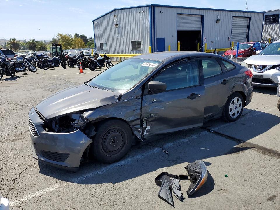 2016 FORD FOCUS 1FADP3E27GL221540