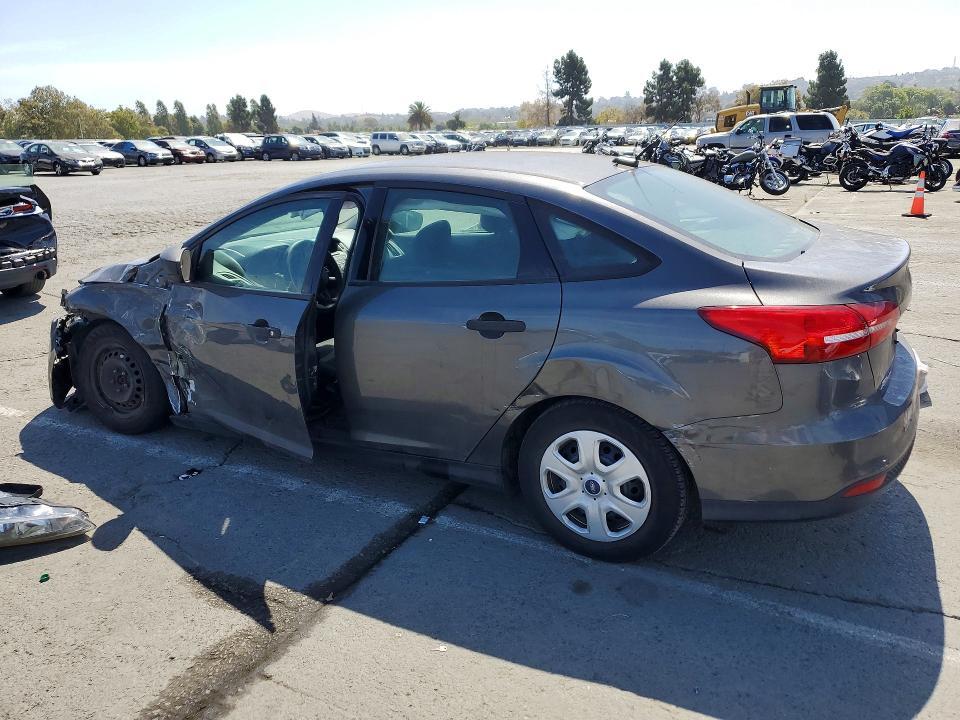 1FADP3E27GL221540 2016 FORD FOCUS photo no. 2