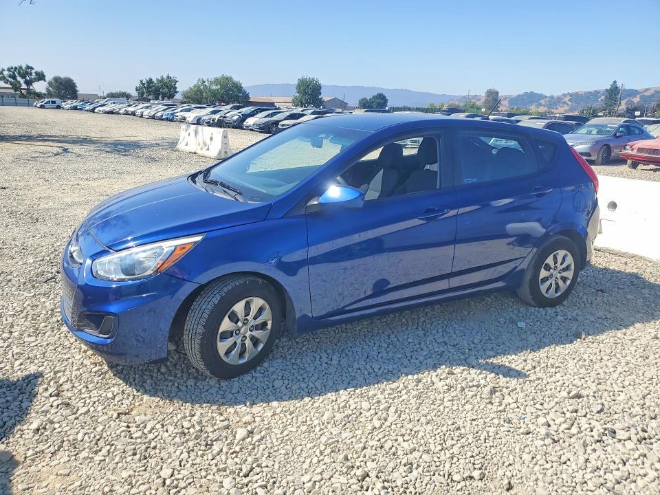 2015 HYUNDAI ACCENT KMHCT5AE1FU219624