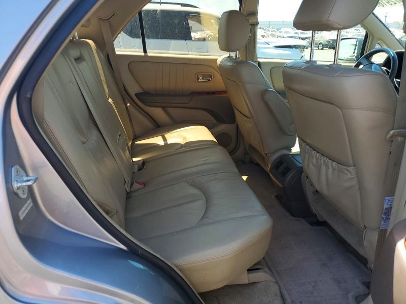 JTJGF10U230150585 2003 LEXUS RX photo no. 11