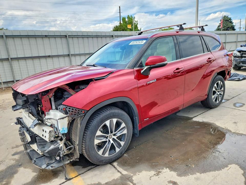 2021 TOYOTA HIGHLANDER 5TDHBRCH2MS527026
