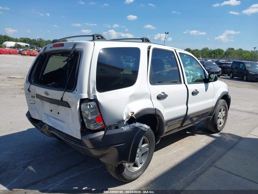 1FMCU93134KA49340 2004 FORD ESCAPE photo no. 4