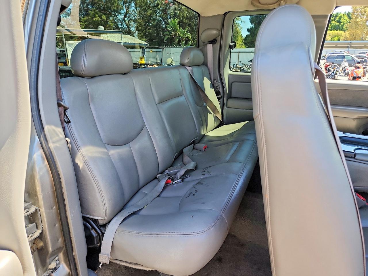 2003 GMC SIERRA K2500 HEAVY DUTY — Фото 10 из 12