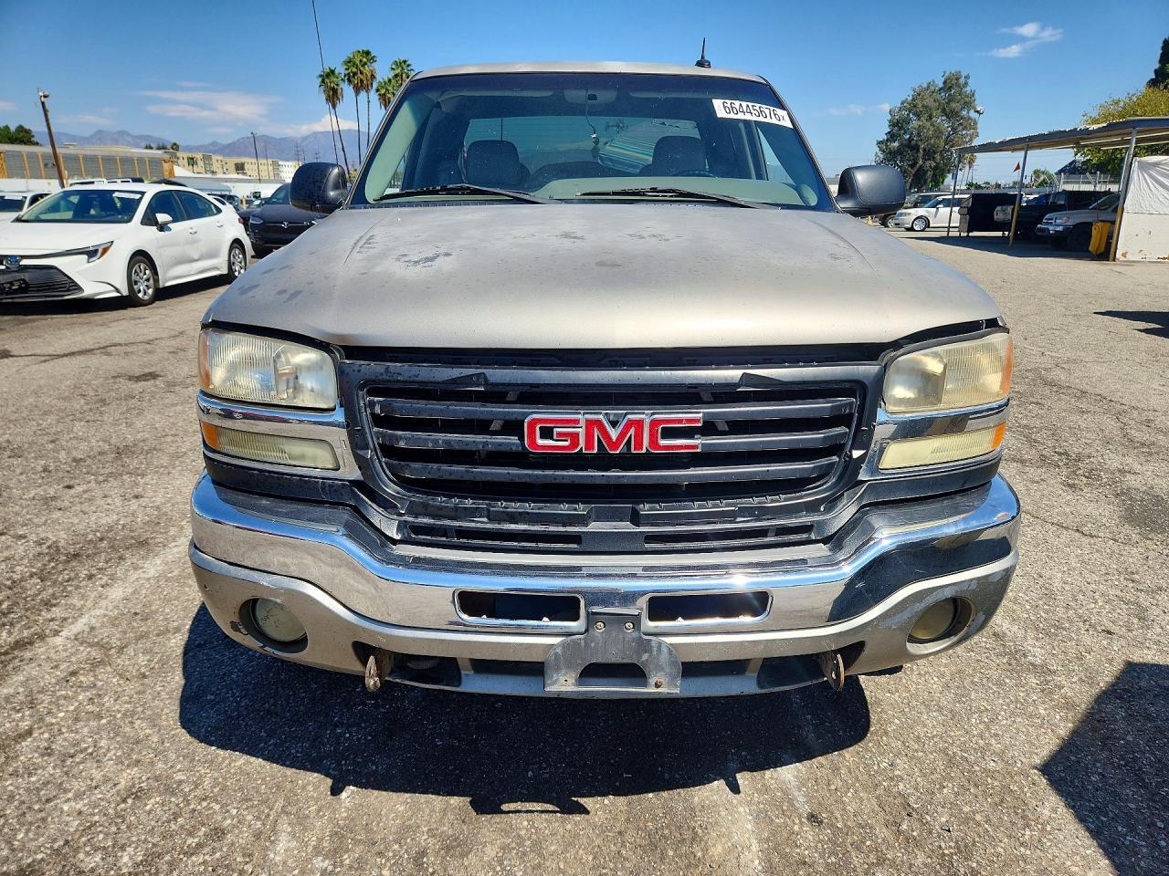 2003 GMC SIERRA K2500 HEAVY DUTY — Фото 5 из 12