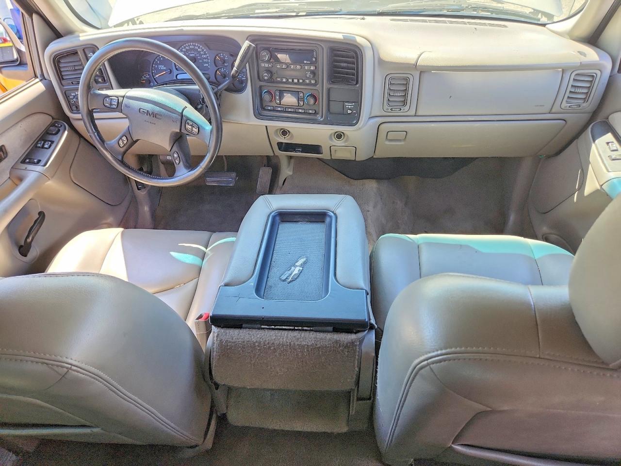 2003 GMC SIERRA K2500 HEAVY DUTY — Фото 8 из 12