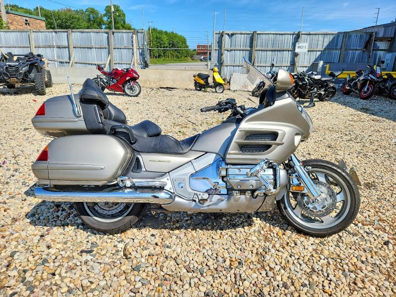 2003 HONDA GL1800 1HFSC47073A211715