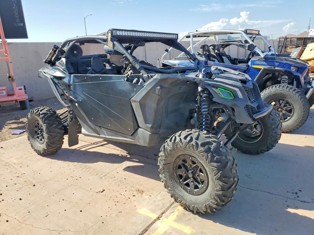 2018 CAN-AM MAVERICK X3 3JBVXAW40JK002183
