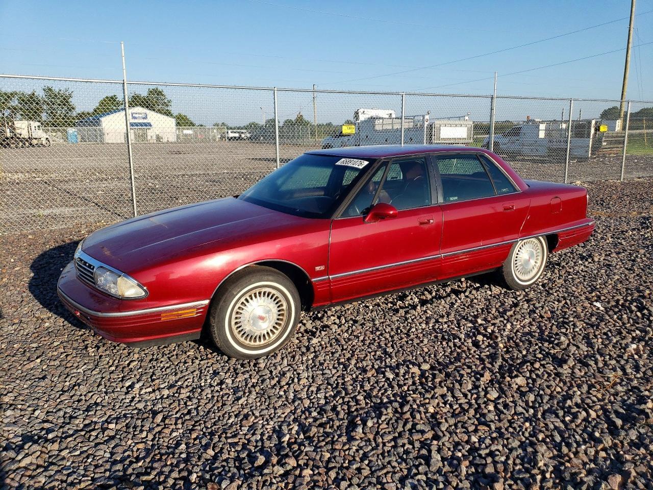 1995 OLDSMOBILE 98 1G3CX52K4S4317523