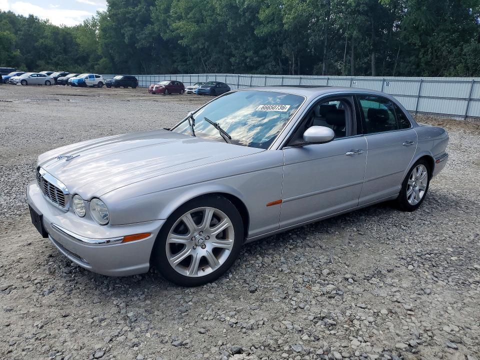2004 JAGUAR XJ8 SAJEA71C44SG01236