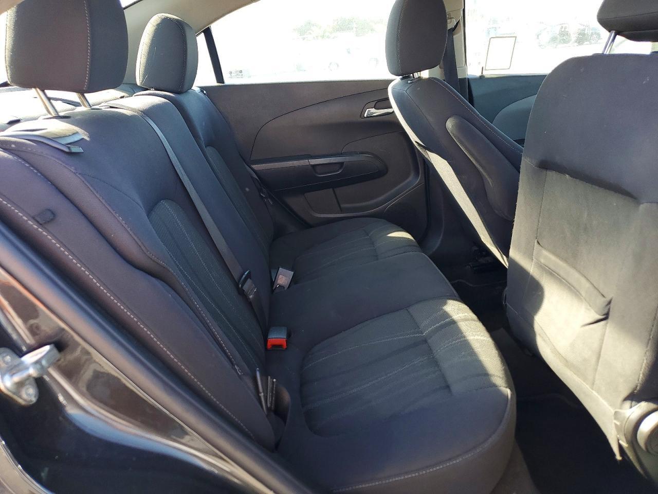 2015 CHEVROLET SONIC LT — Фото 10 из 12