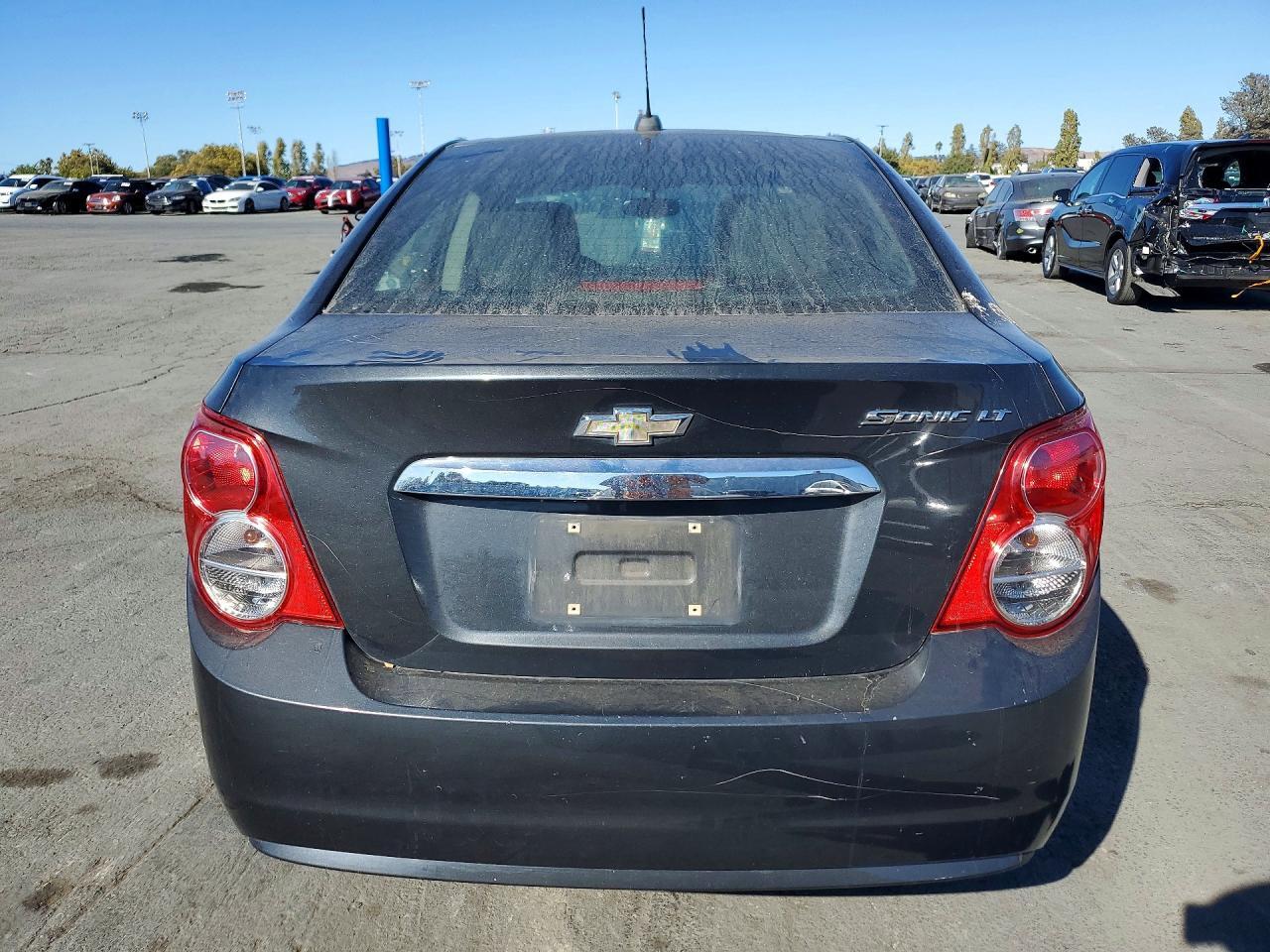 2015 CHEVROLET SONIC LT — Фото 6 из 12