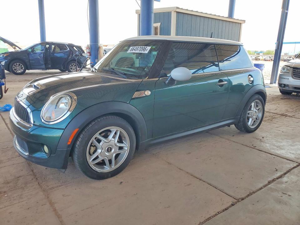 2009 MINI COOPER WMWMF73509TT97220