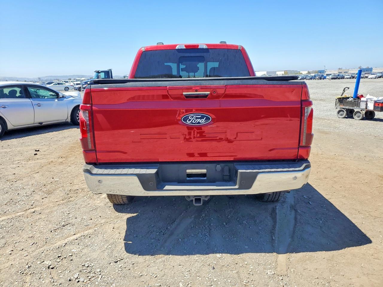 2024 FORD F150 XLT — Фото 6 из 12