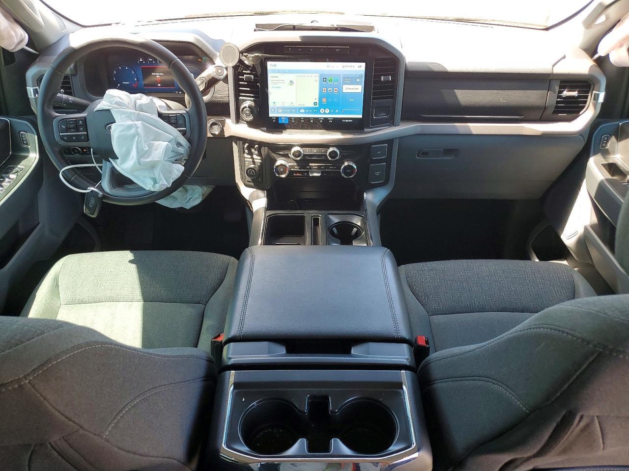 2024 FORD F150 XLT — Фото 8 из 12