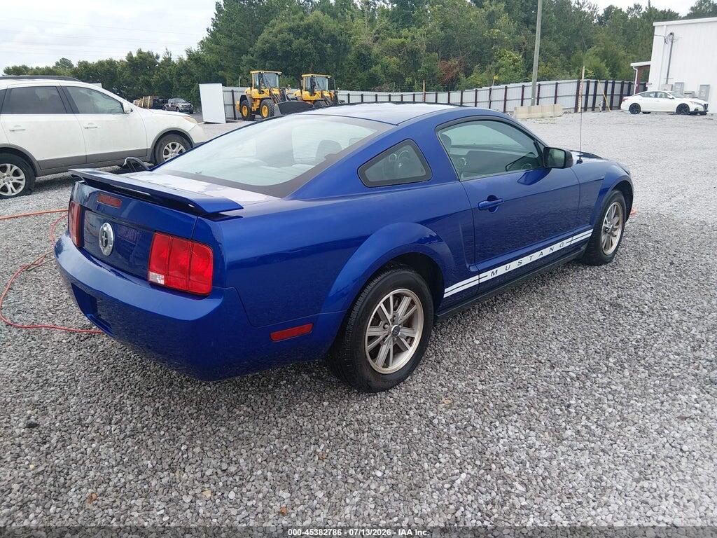 1ZVFT80N055130282 2005 FORD MUSTANG photo no. 4