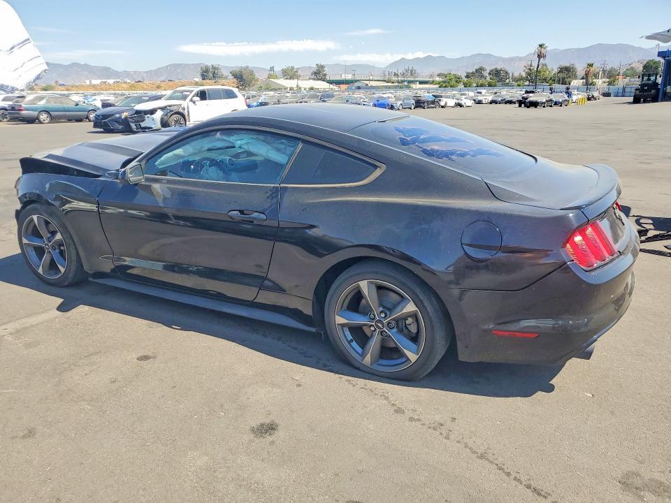 1FA6P8AM0F5370405 2015 FORD MUSTANG photo no. 2