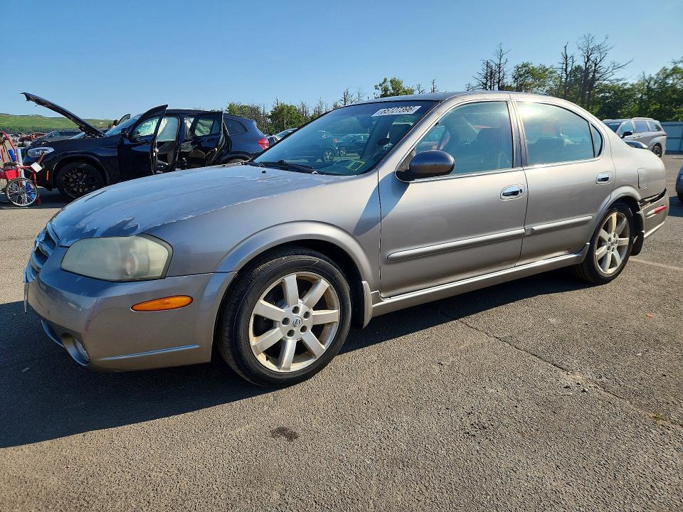 2002 NISSAN MAXIMA JN1DA31A42T310275