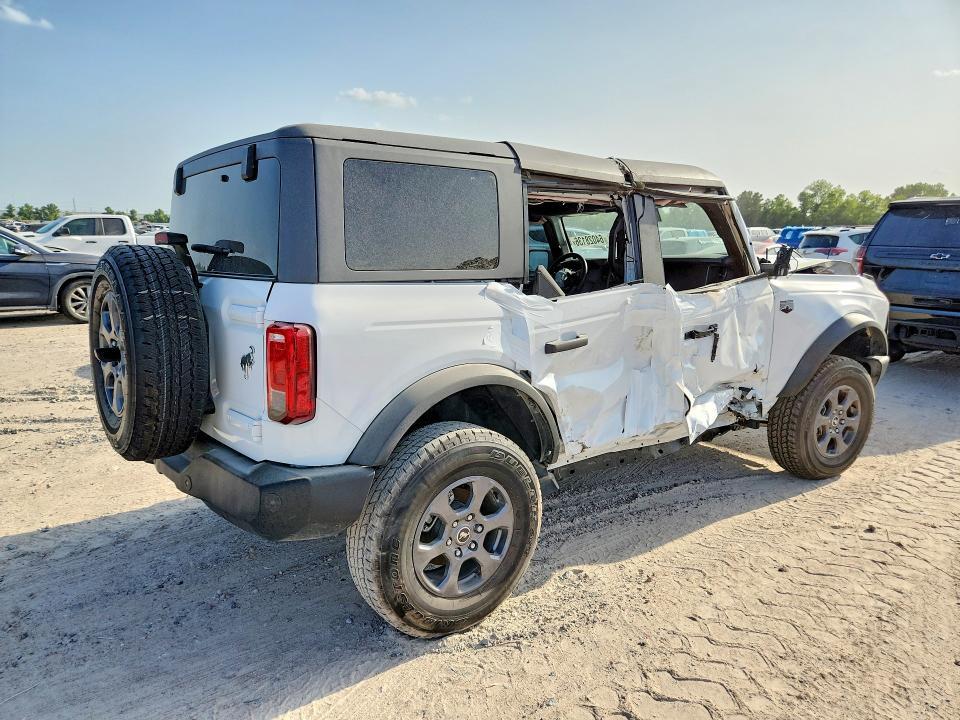 2024 FORD BRONCO BIG BEND — Фото 3 из 13