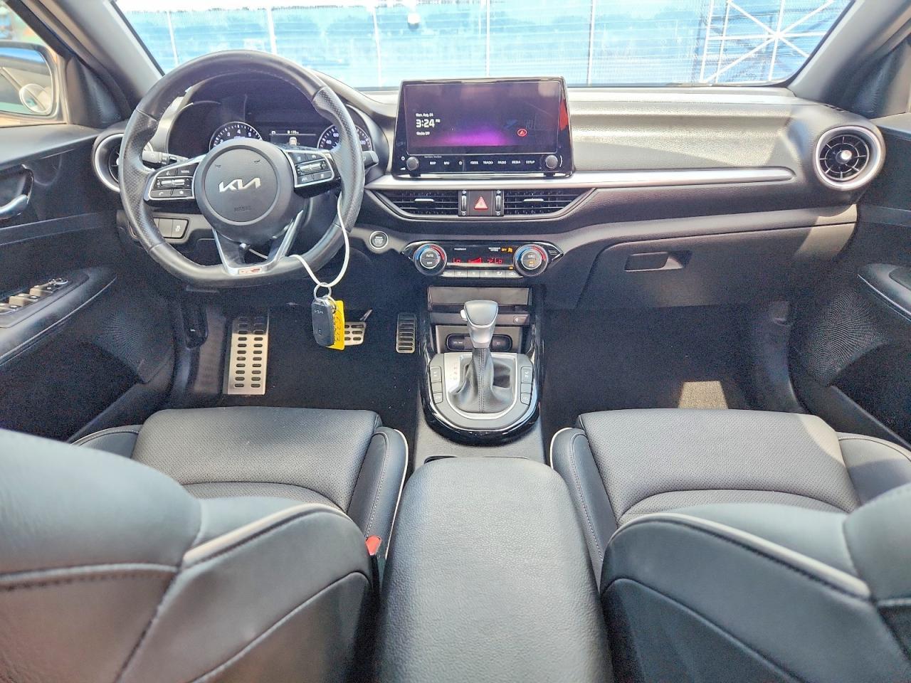 2024 KIA FORTE GT LINE — Фото 8 из 12