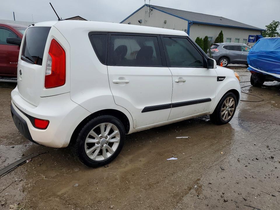 KNDJT2A52C7458152 2012 KIA SOUL photo no. 3