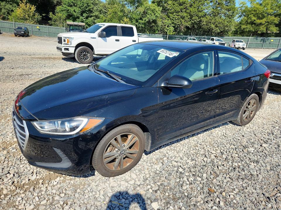 2018 HYUNDAI ELANTRA 5NPD84LF8JH215101