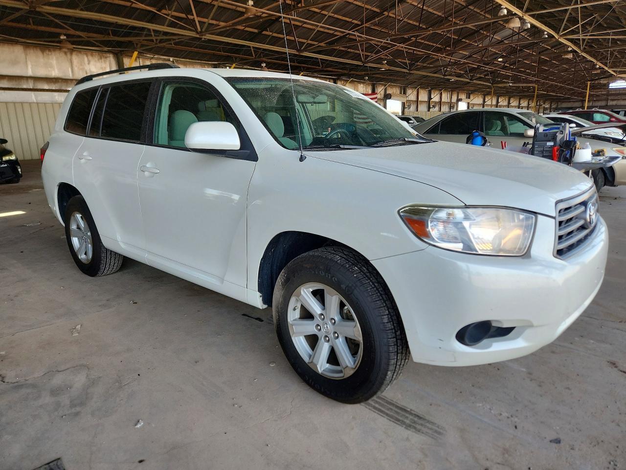 2010 TOYOTA HIGHLANDER BASE — Фото 4 из 13