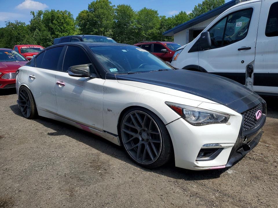 2018 INFINITI Q50 3.0T LUXE — Фото 4 из 12